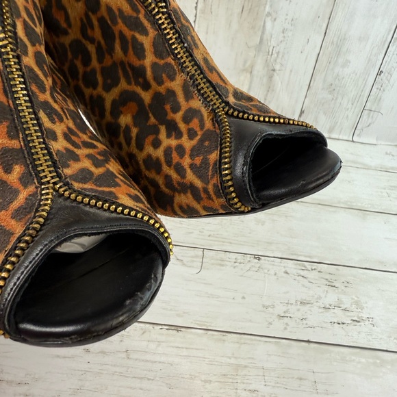 Thalia Sodi Women’s Stiletto Ankle Booties Animal Print Faux Suede Size 6M Lynda - Picture 12 of 14